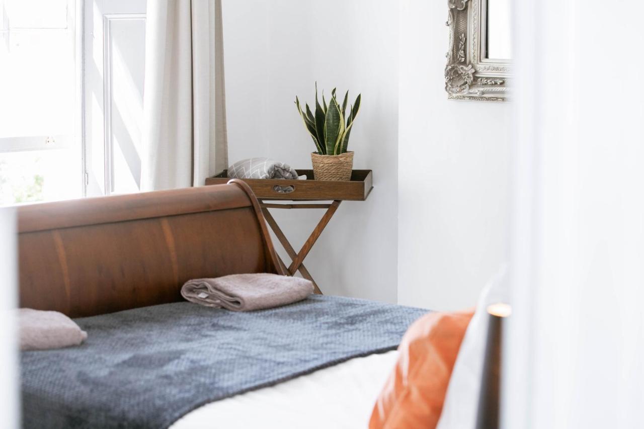 Peaceful Apartment - Dedicated Free Parking - Walk To Centre, Uni, Hosp - Business And Leisure - Contact For Long Stays Exeter Eksteriør bilde